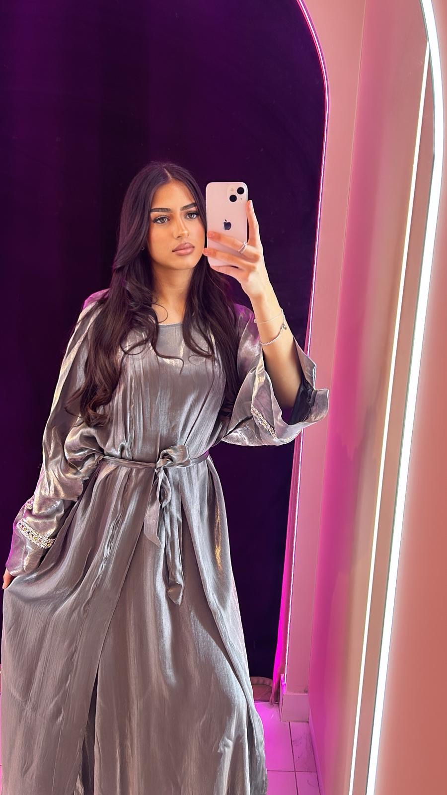 Abaya organza ( sous robe kimono ceinture manche bijoux )