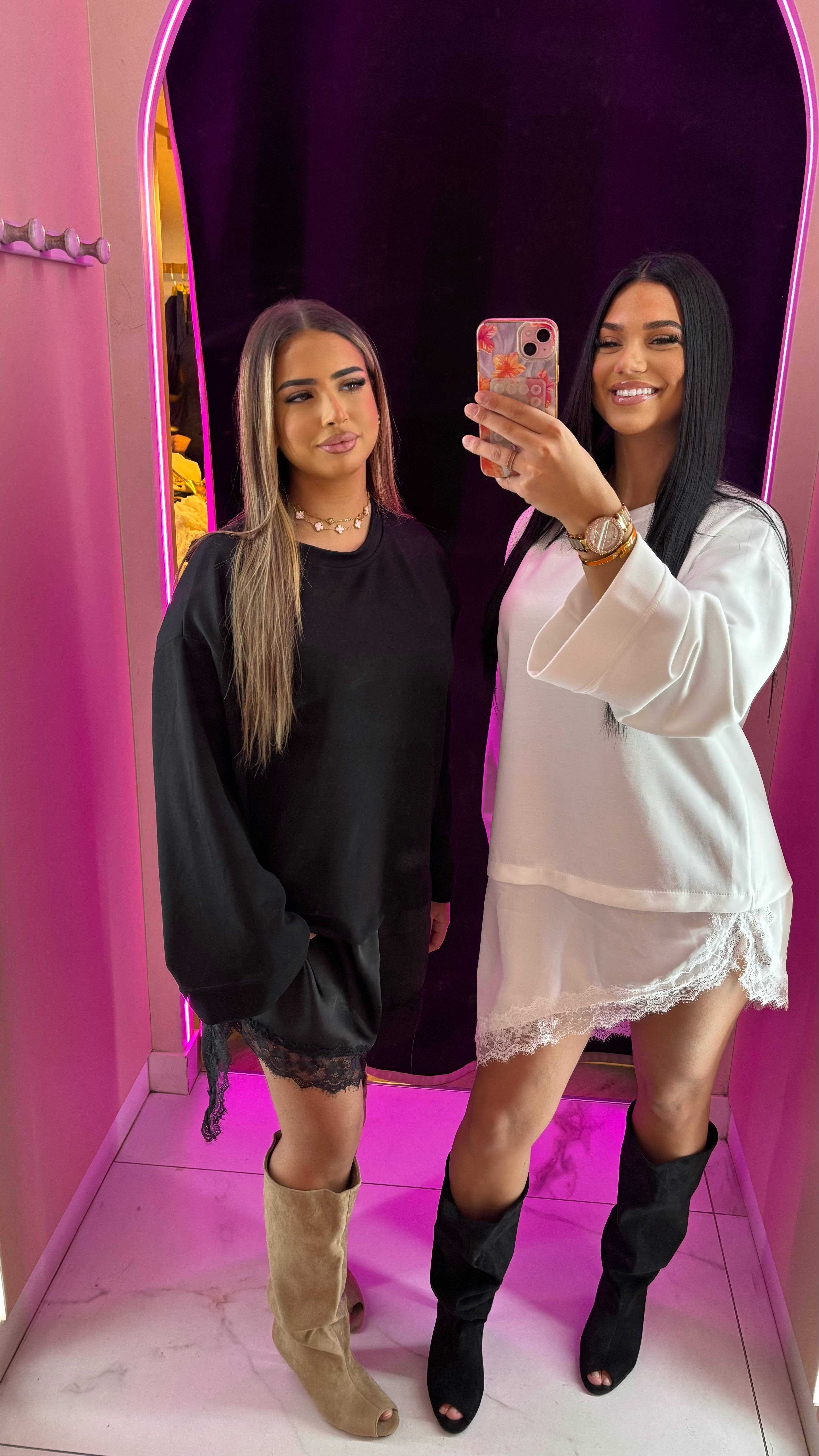 Pull dentelle long