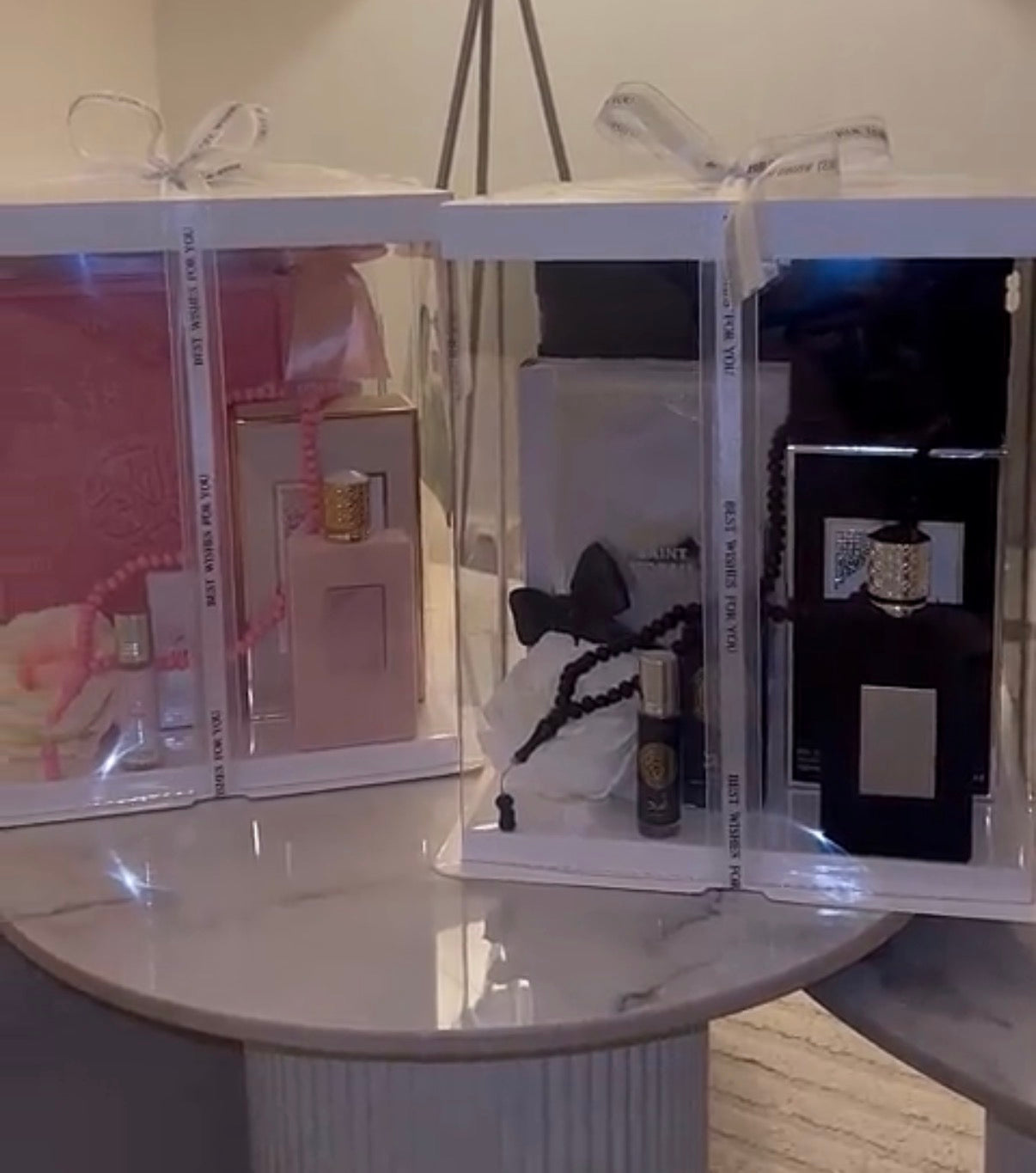 Coffret luxe homme ou femme ( tapis de prière , coran , parfum , tasbih + musc )