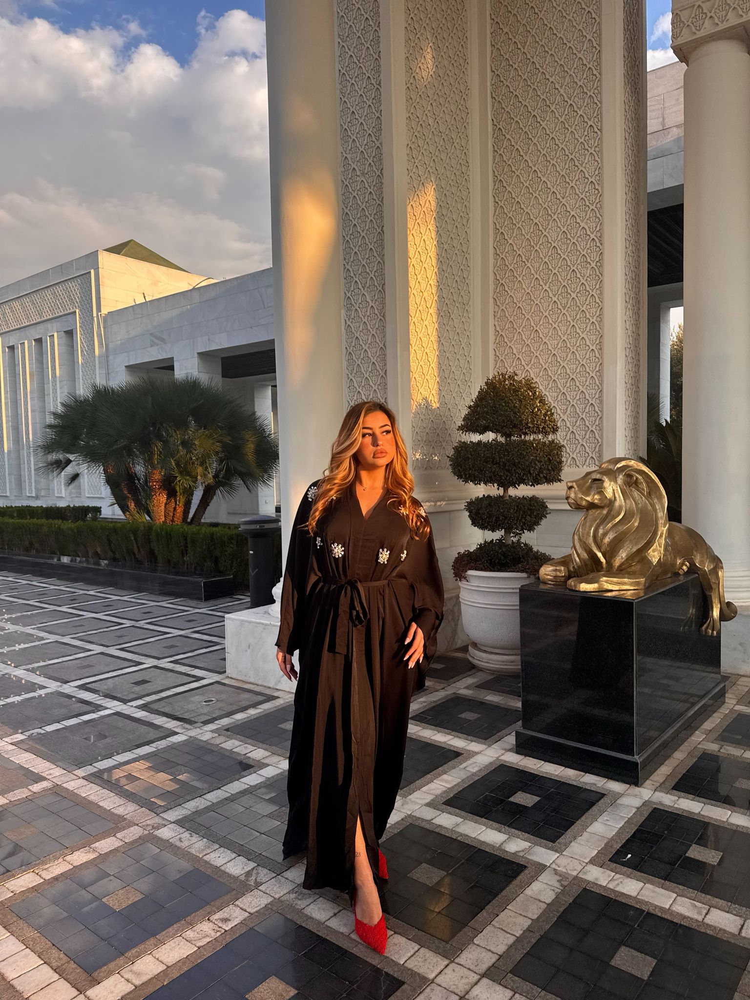 Abaya bijoux avec ceinture ajustable