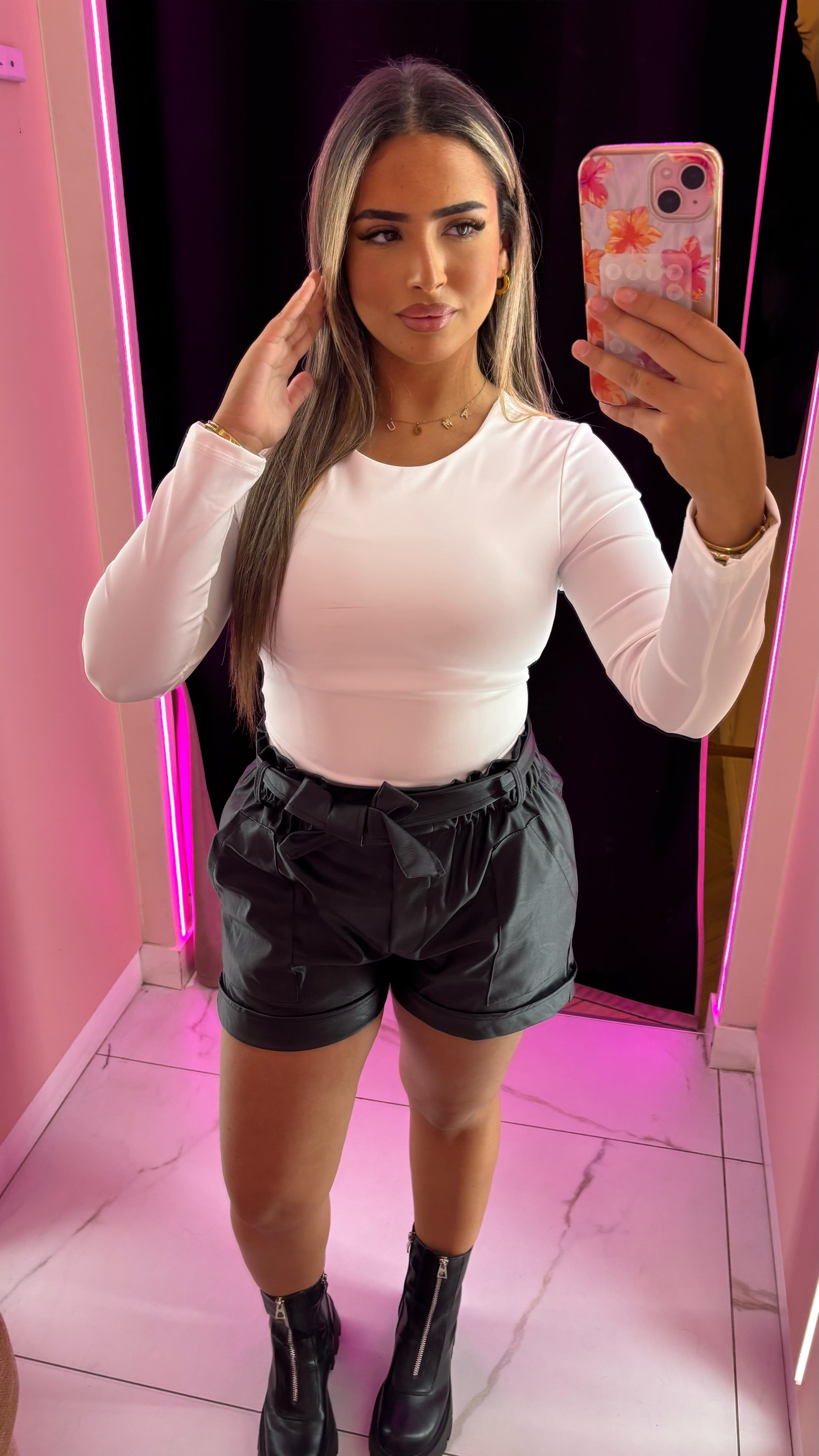 Short simili cuir