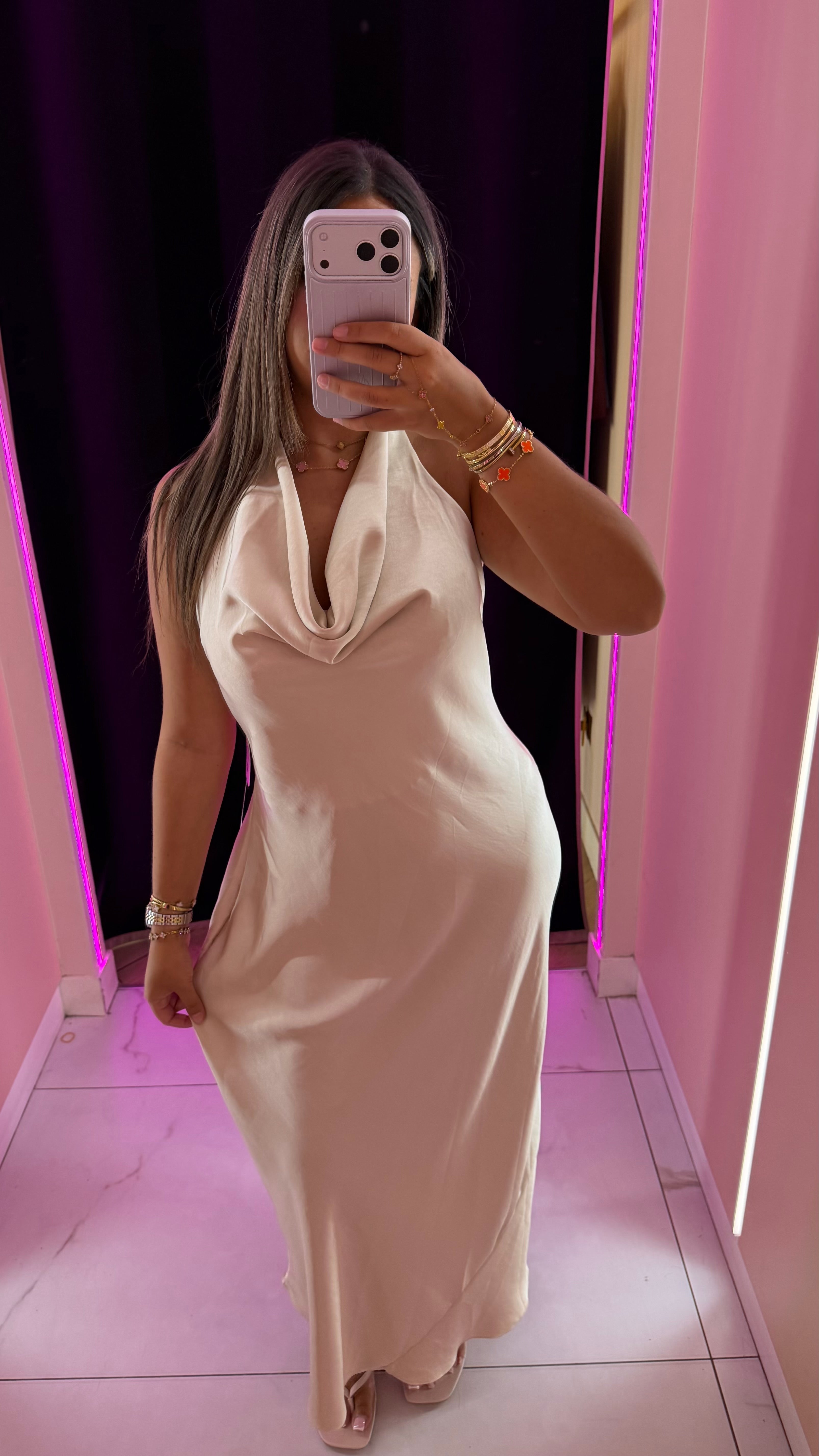 Magnifique robe satin