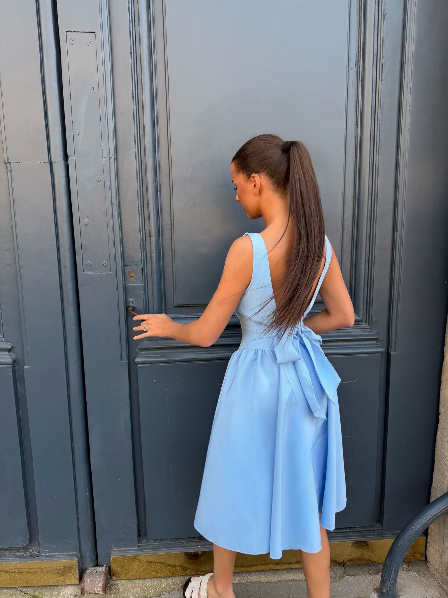 Robe 👗 poupée avec noeud papillon au dos 🦋
