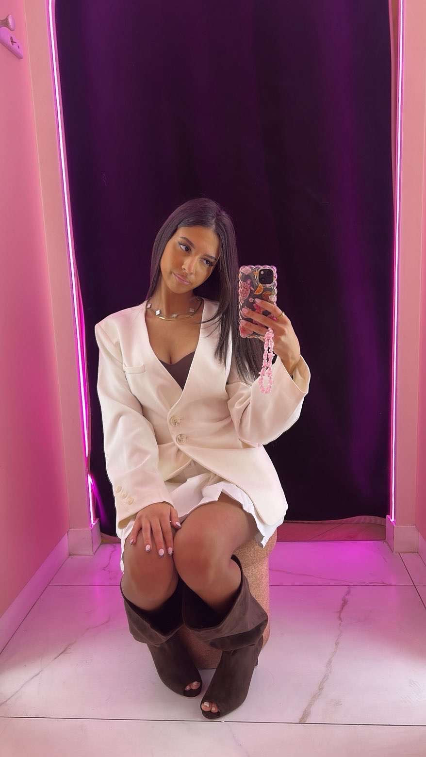 Blazer ceintré à la taille avec ceinture au dos