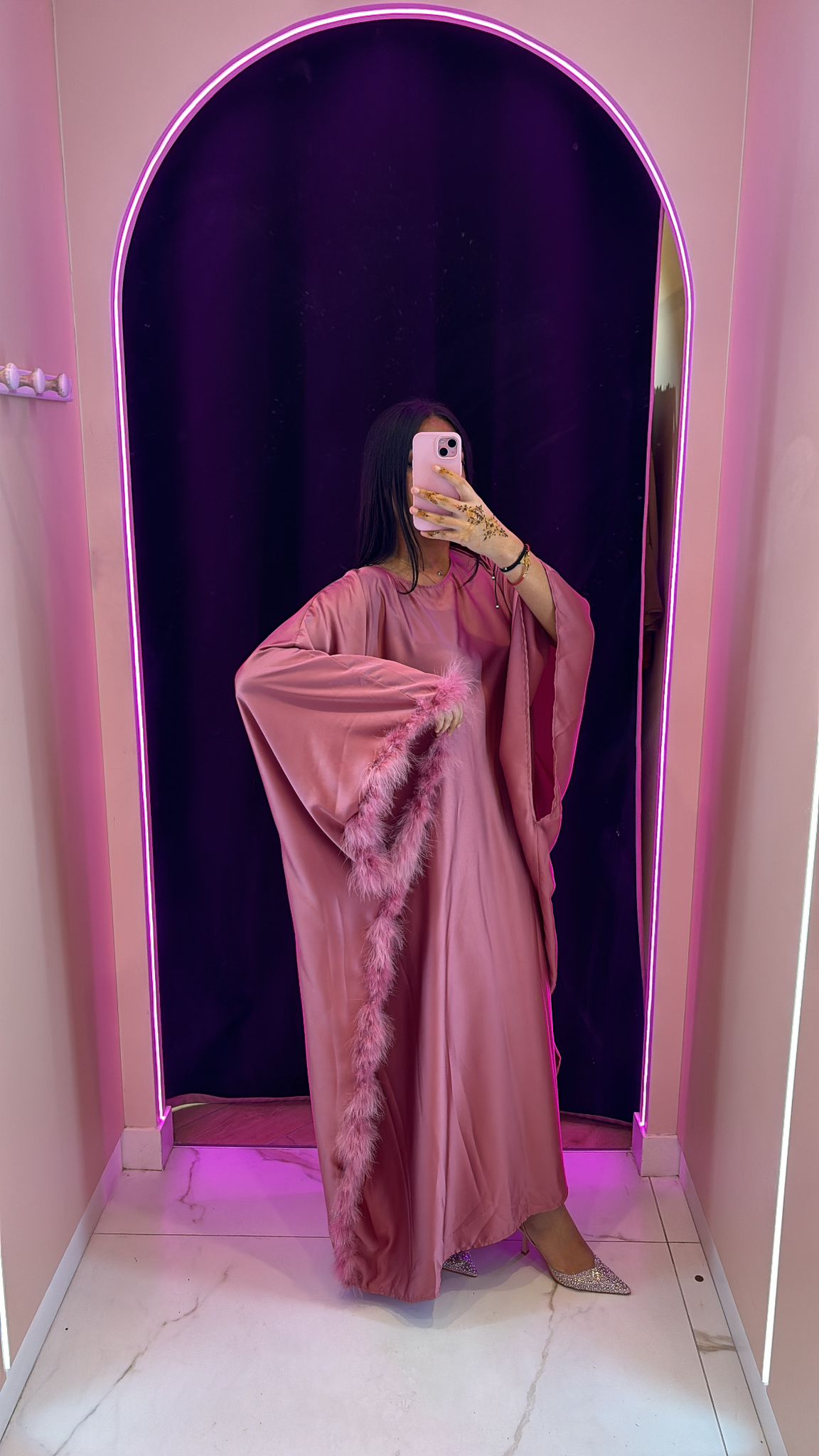 Abaya plume avec ceinture