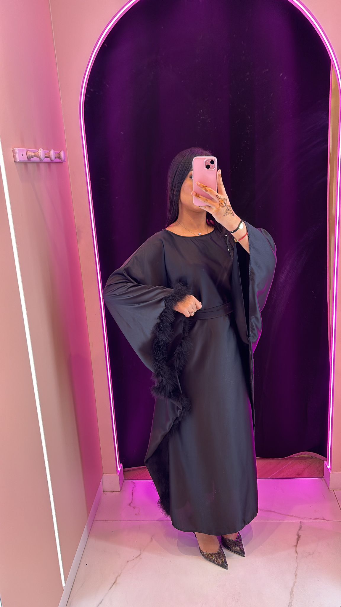 Abaya plume avec ceinture