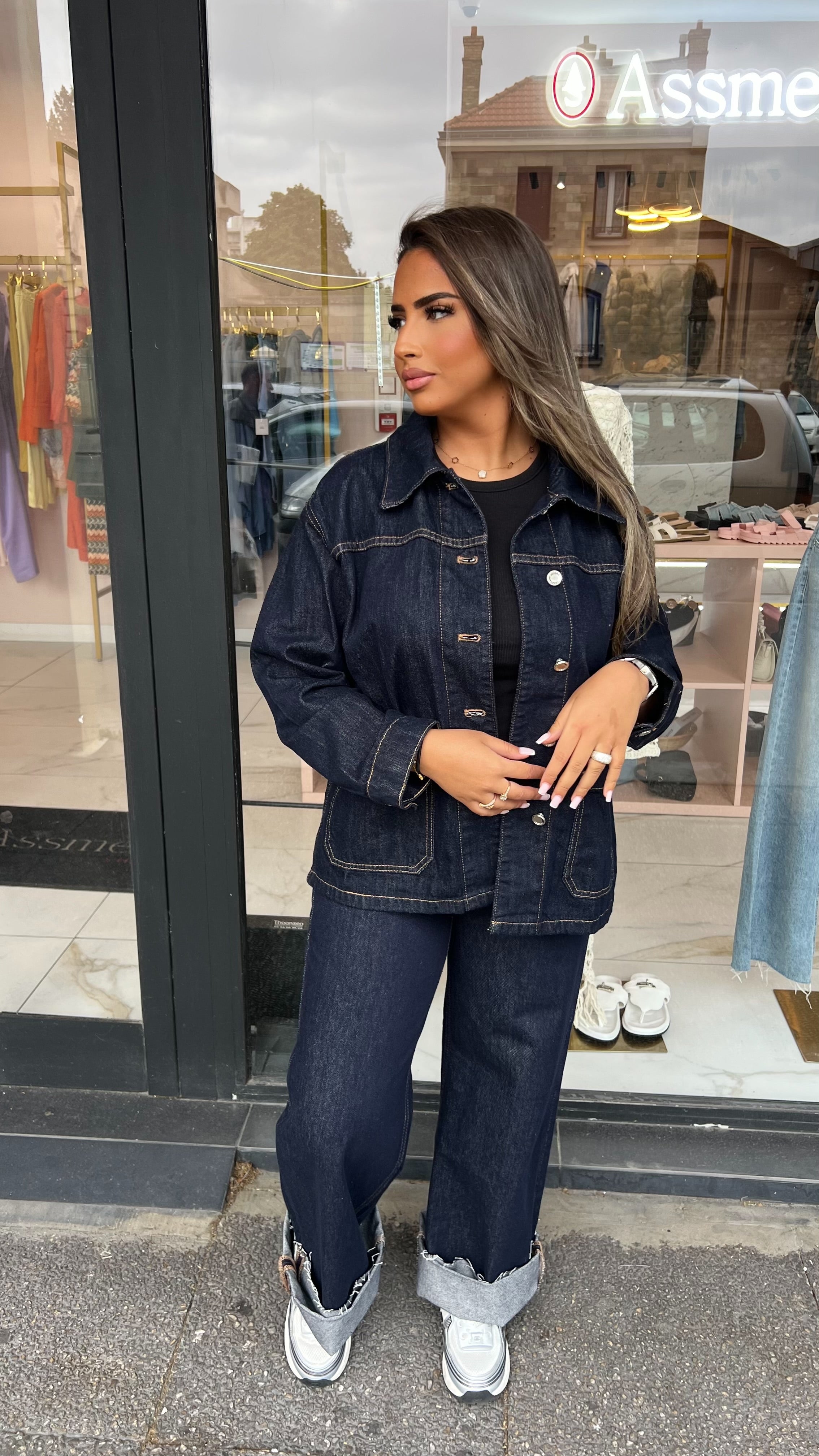 Jean retroussé brut