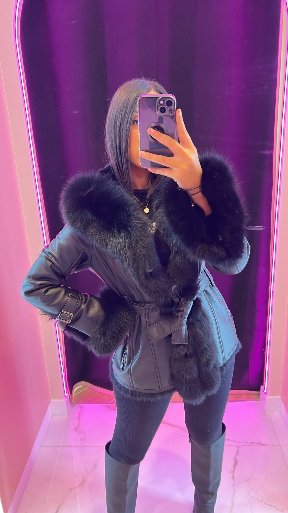 Veste en cuir vrai fourrure