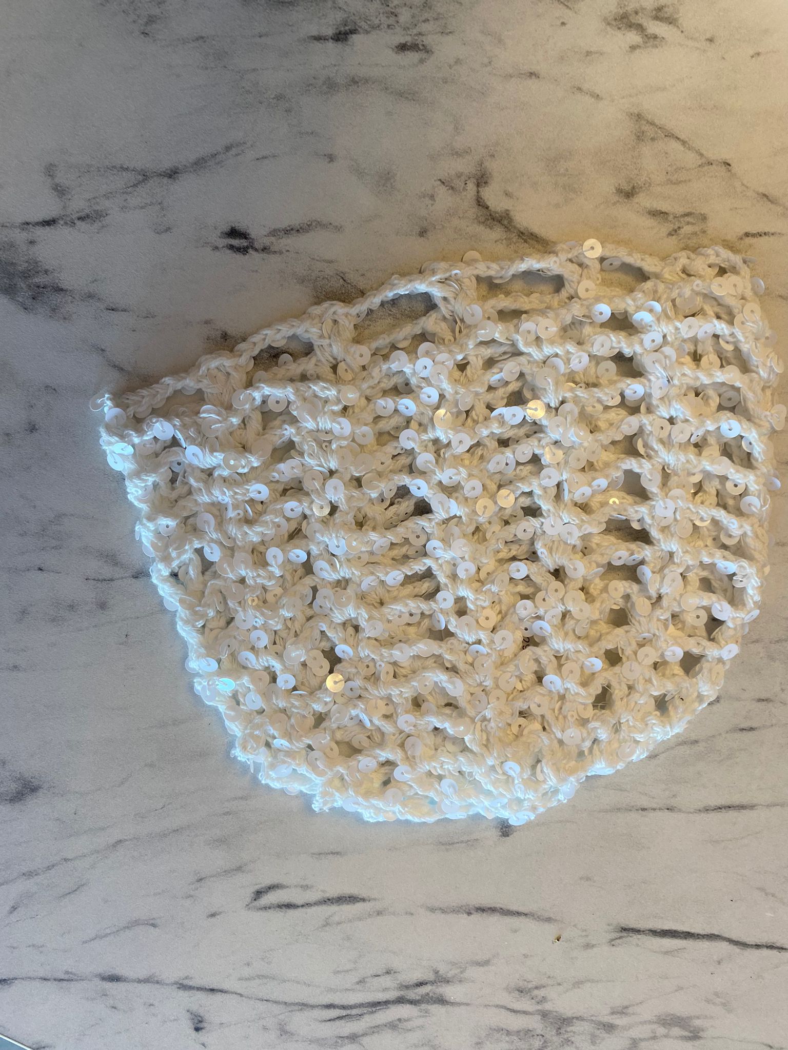 Bonnet à pailleté tendance ✨