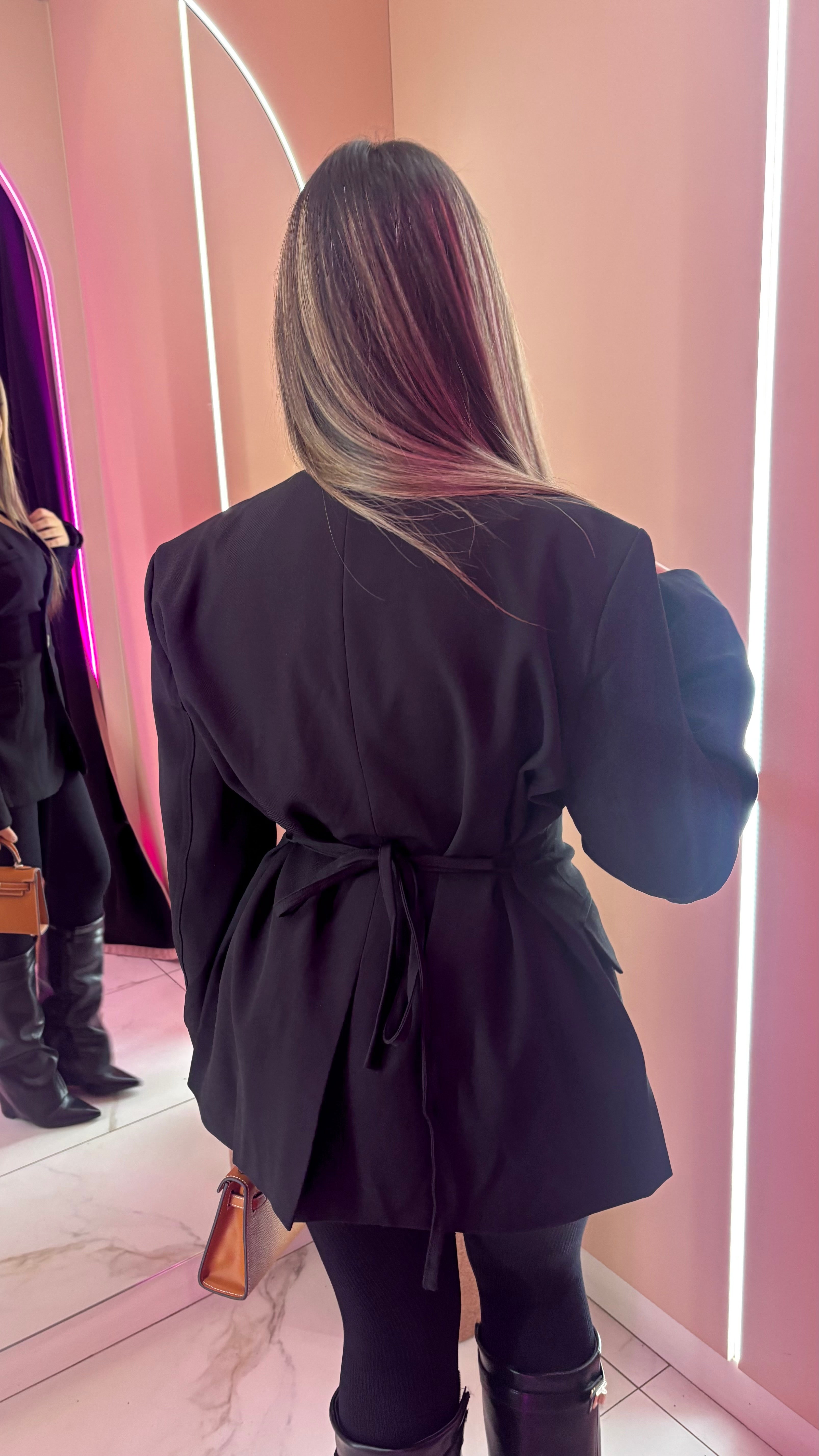 Blazer by ynessou ajustable qui ce ceintre