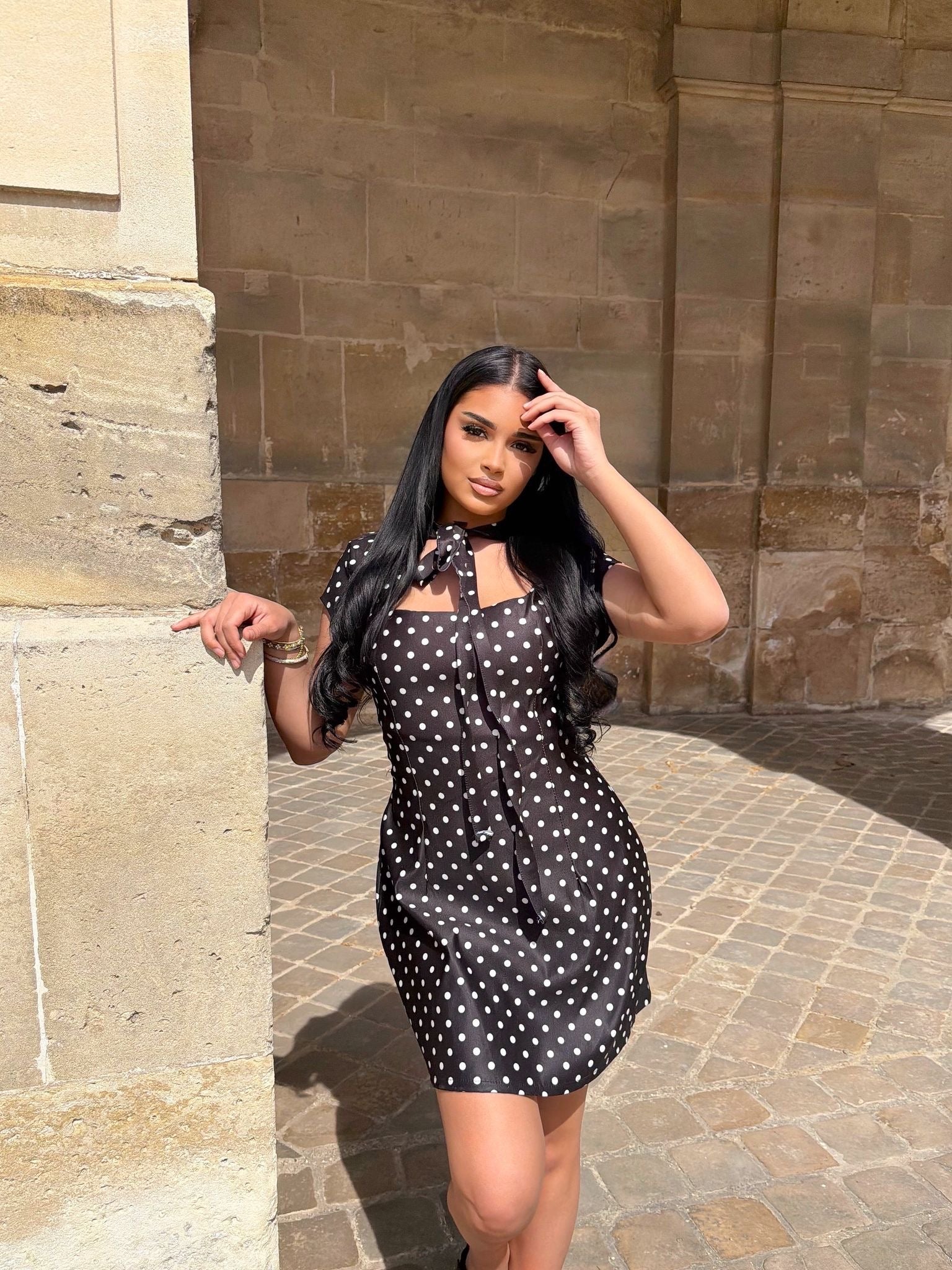 Robe petit point avec noeud