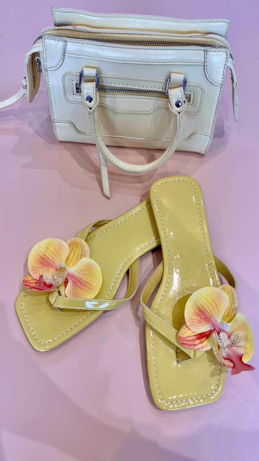 Claquette fleur