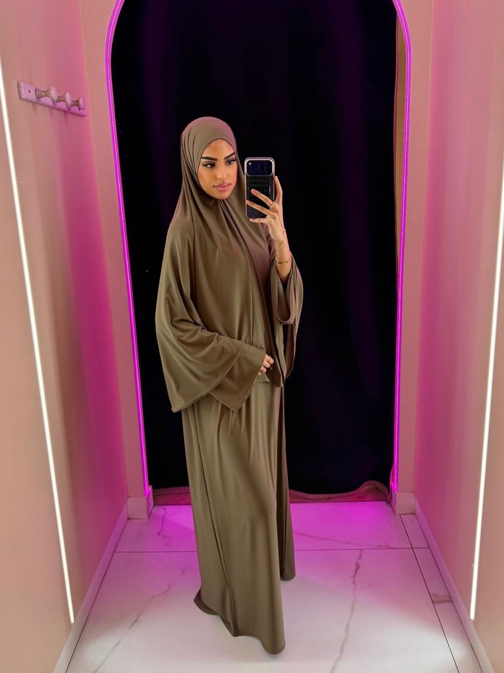 Abaya robe + Hijab à enfilé