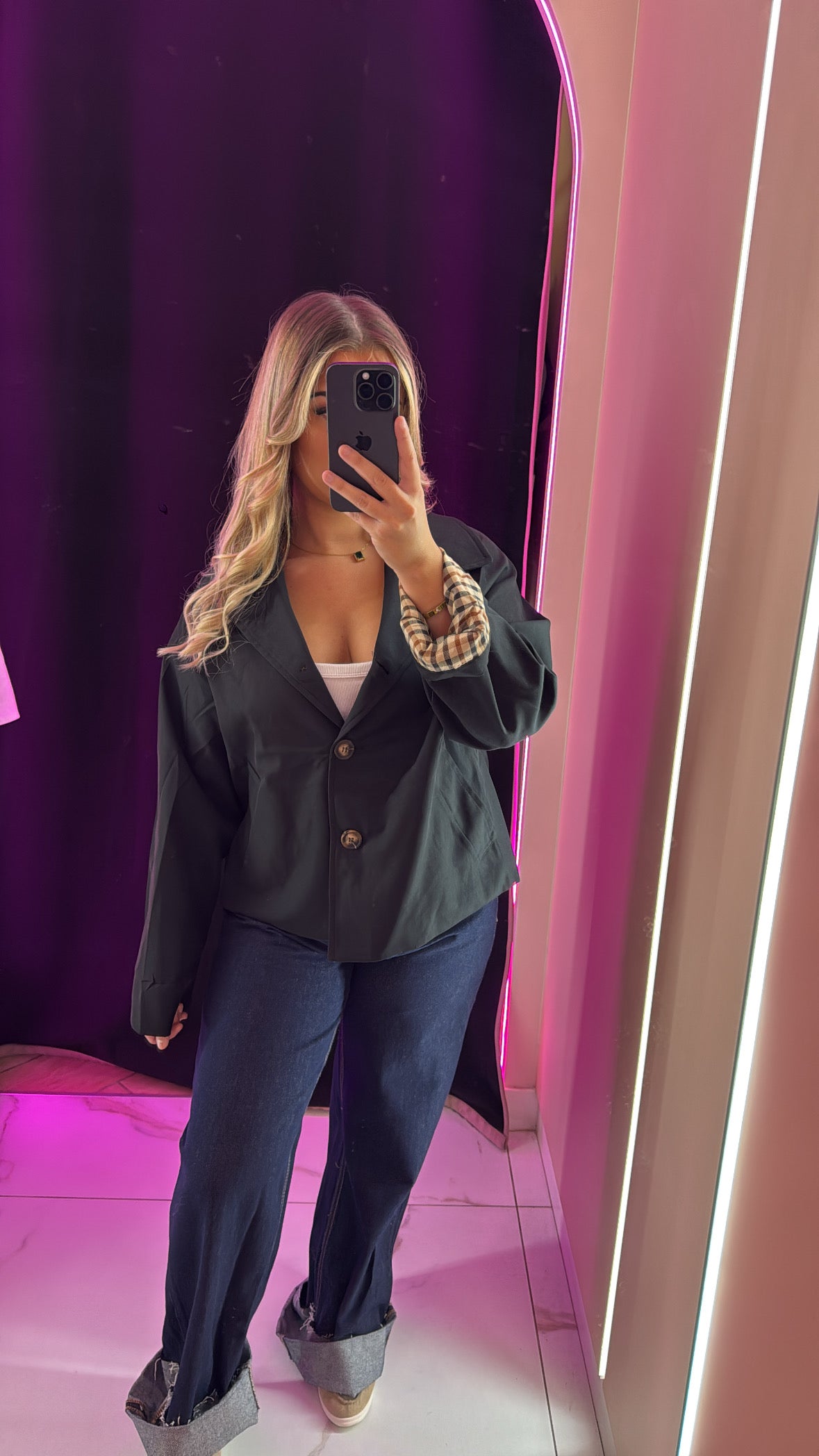 Veste B